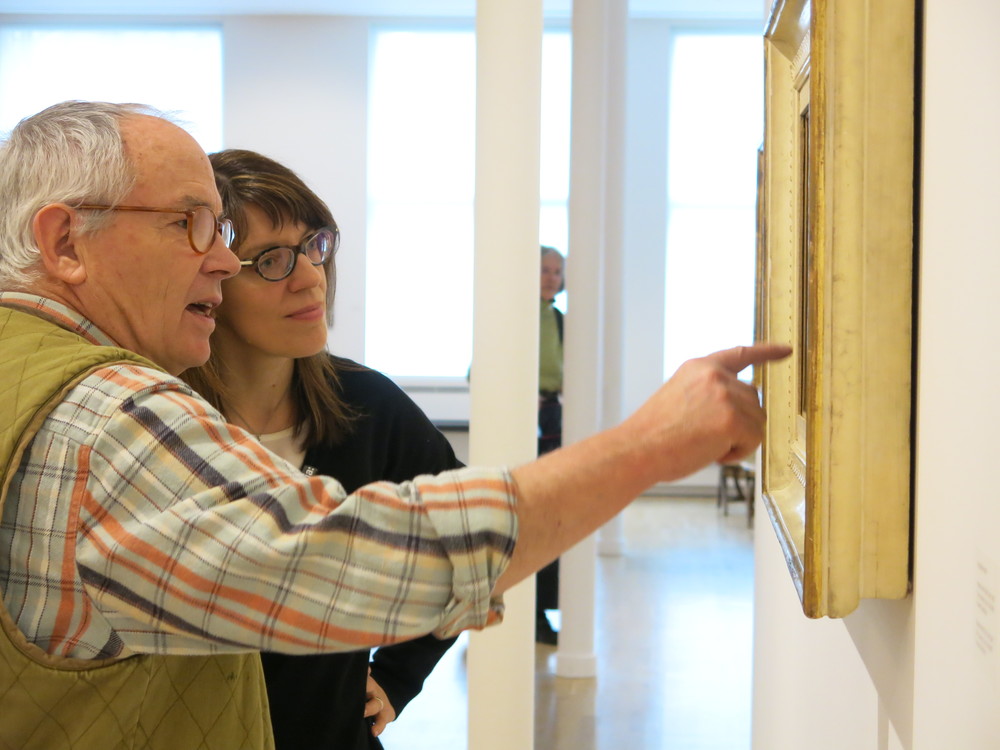 Artist and IDSVA Honorary PhD recipient Power Boothe commenting on a Morandi painting with IDSVA Director, Simonetta Moro. Photo by Gabriel Reed