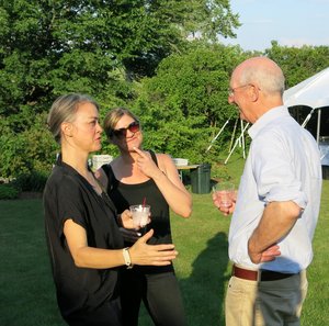 George Smith and students at the Skowhegan Annual Board of Trustees and Governors Dinner. Photo by Gabriel Reed.