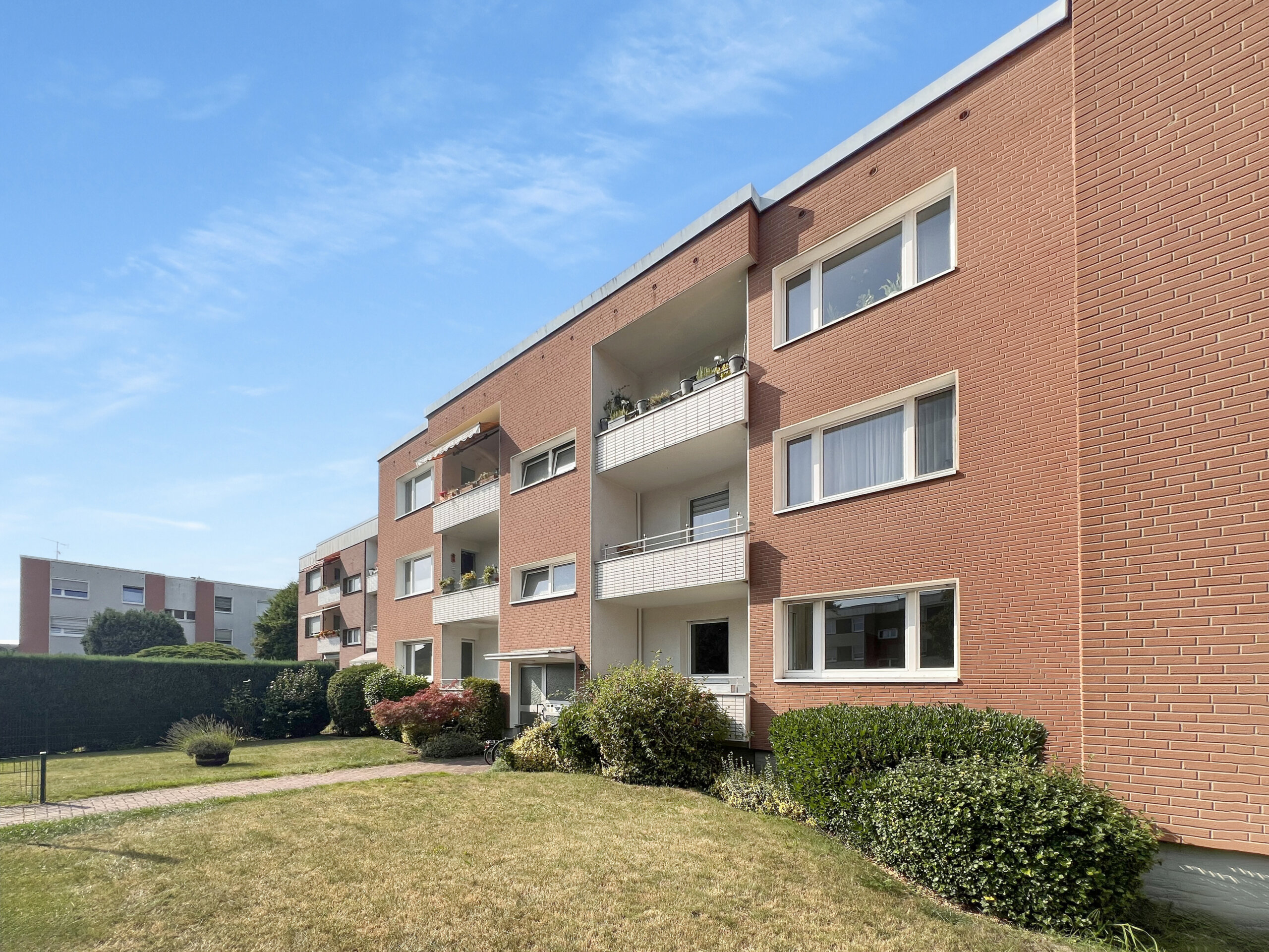Ihr neues Zuhause wartet – charmante 3-Zimmer-Wohnung mit Balkon &amp; eigenem Garten