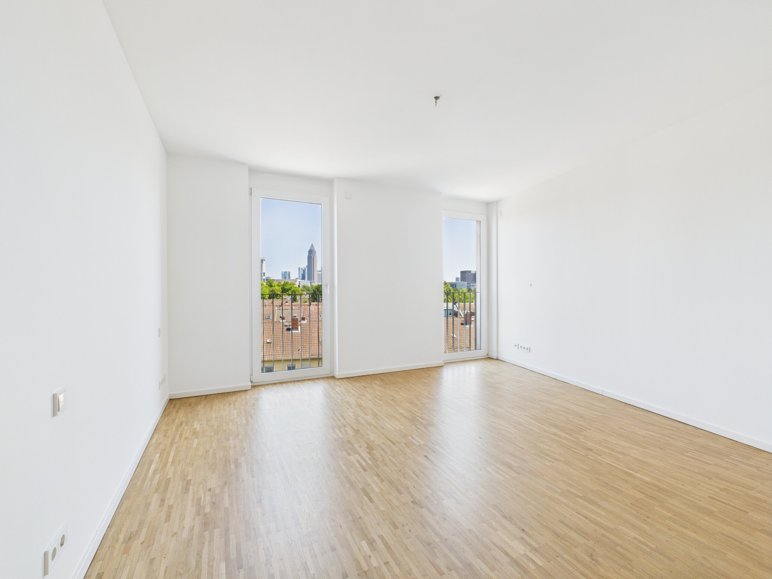 Schlafzimmer mit Duschbad