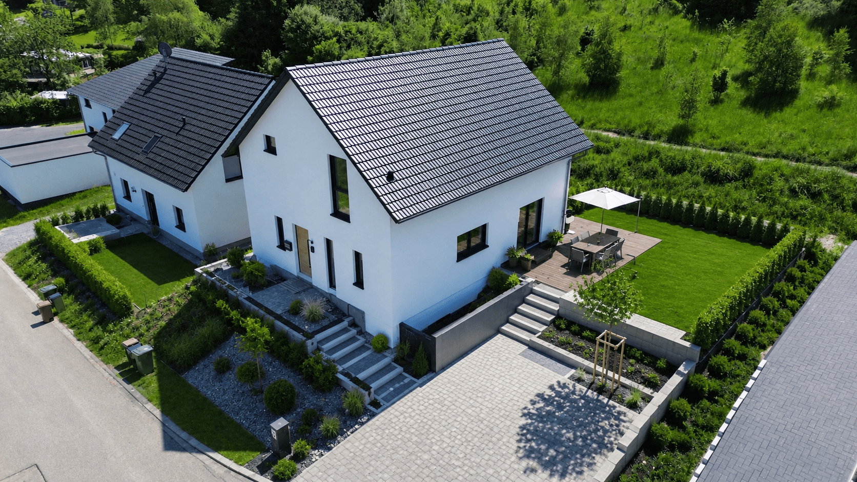 Modernes KfW-55-Einfamilienhaus mit Süd-Garten und Effizienzklasse A+ in Oberwiehl