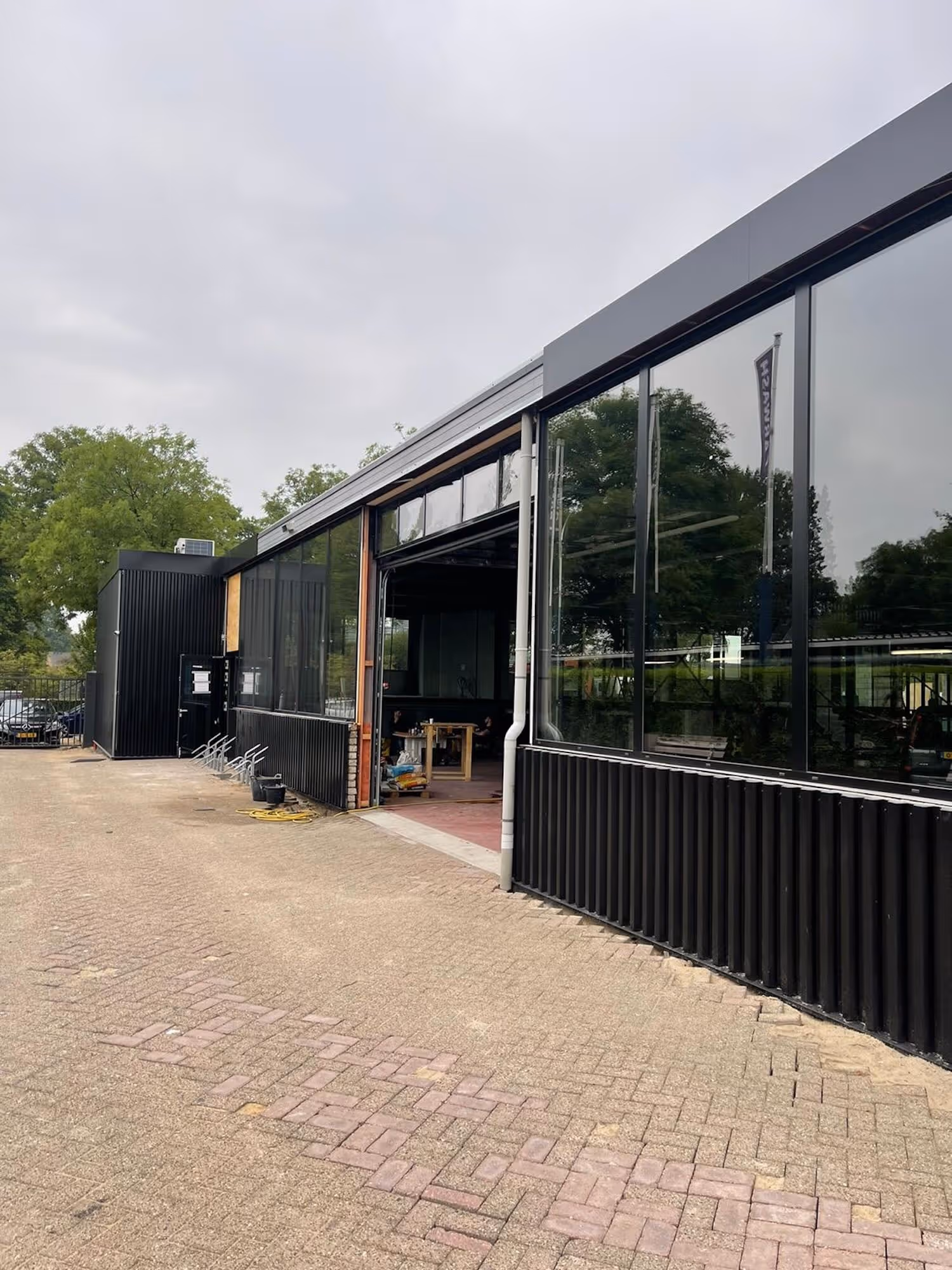 Afbeelding van het Autotijd-pand.