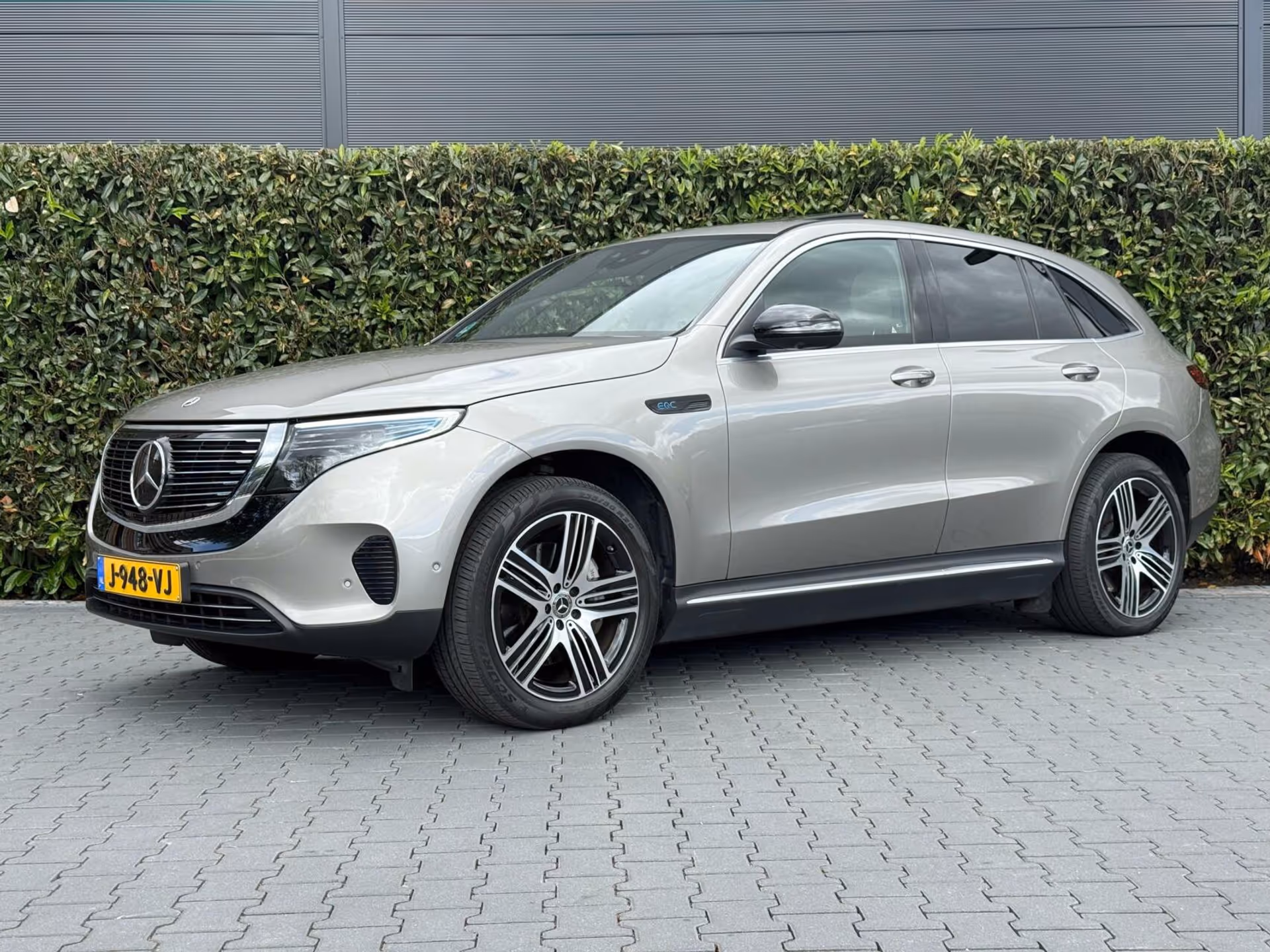 Mercedes EQC 400 4MATIC Premium Plus 80 kWh