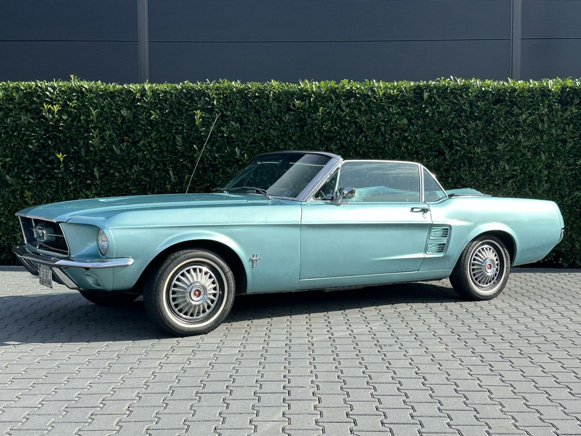 Ford Mustang Convertible