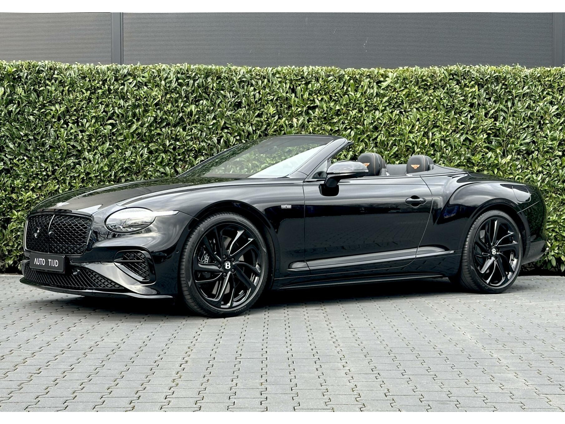 Bentley Continental GTC 4.0 V8 Hybrid Speed