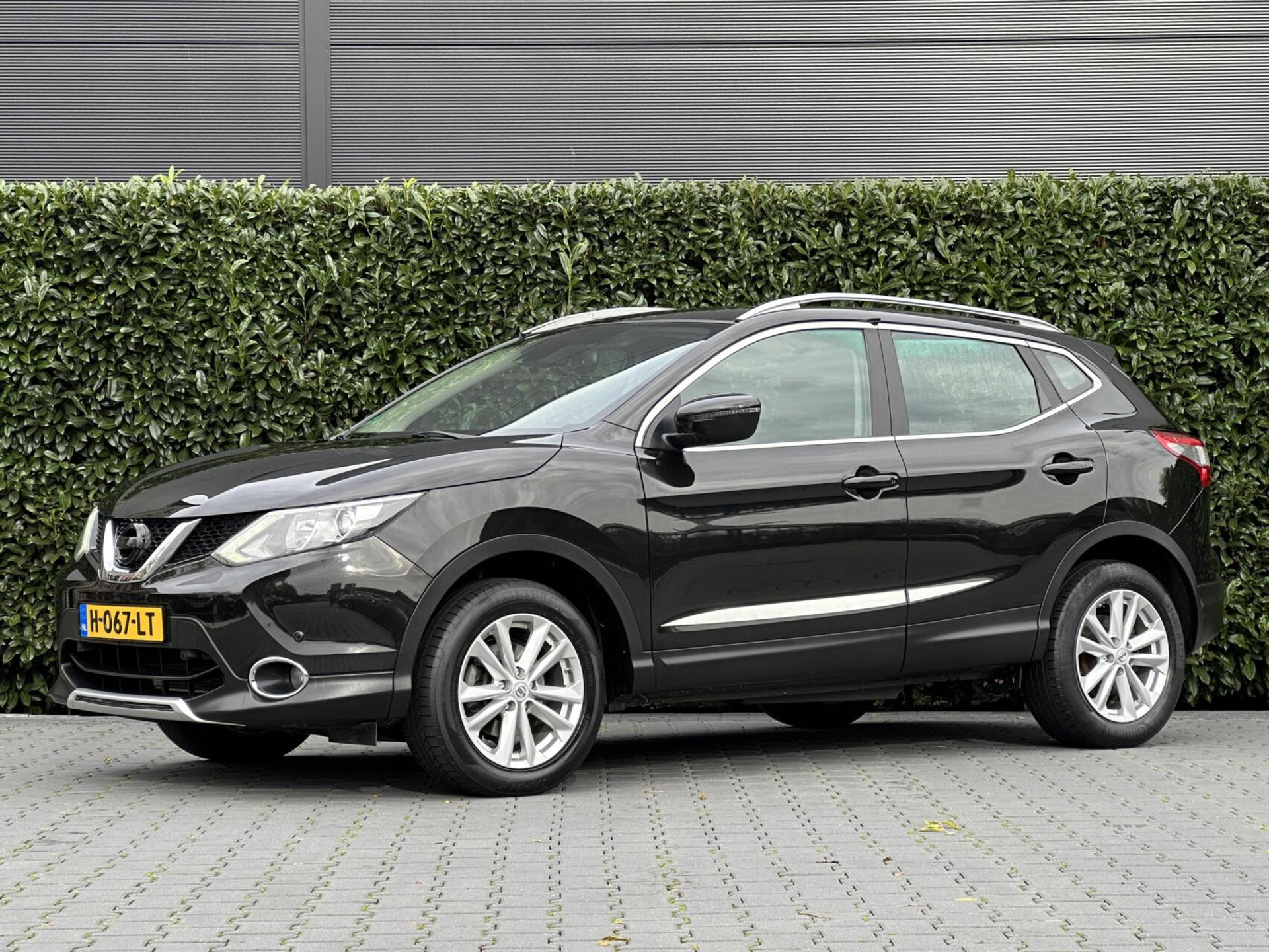 Nissan Qashqai 1.2 Premier Edition