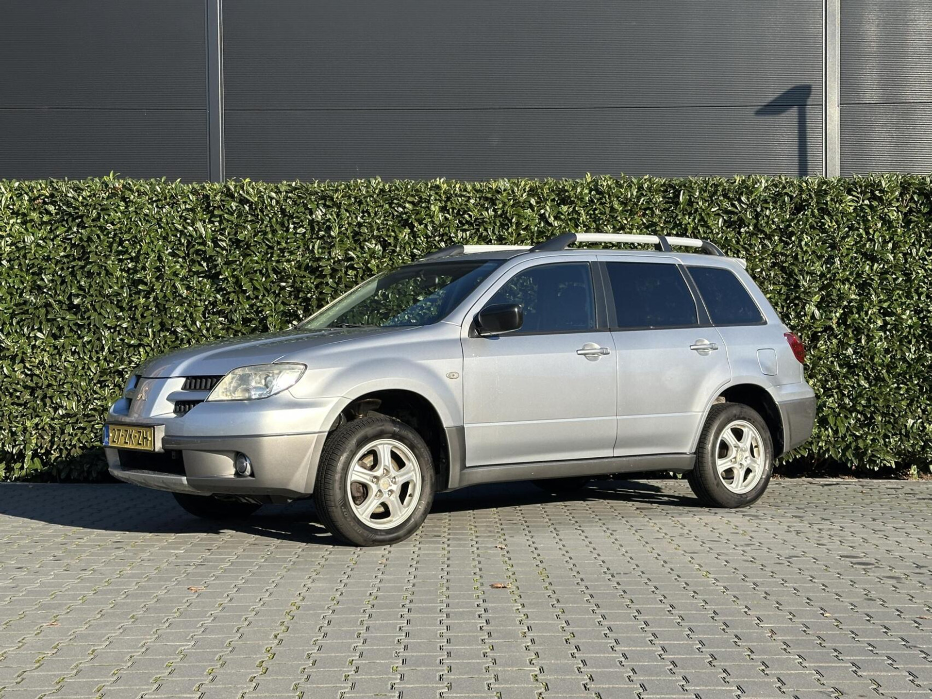 Mitsubishi Outlander Sport 2.0 Invite+