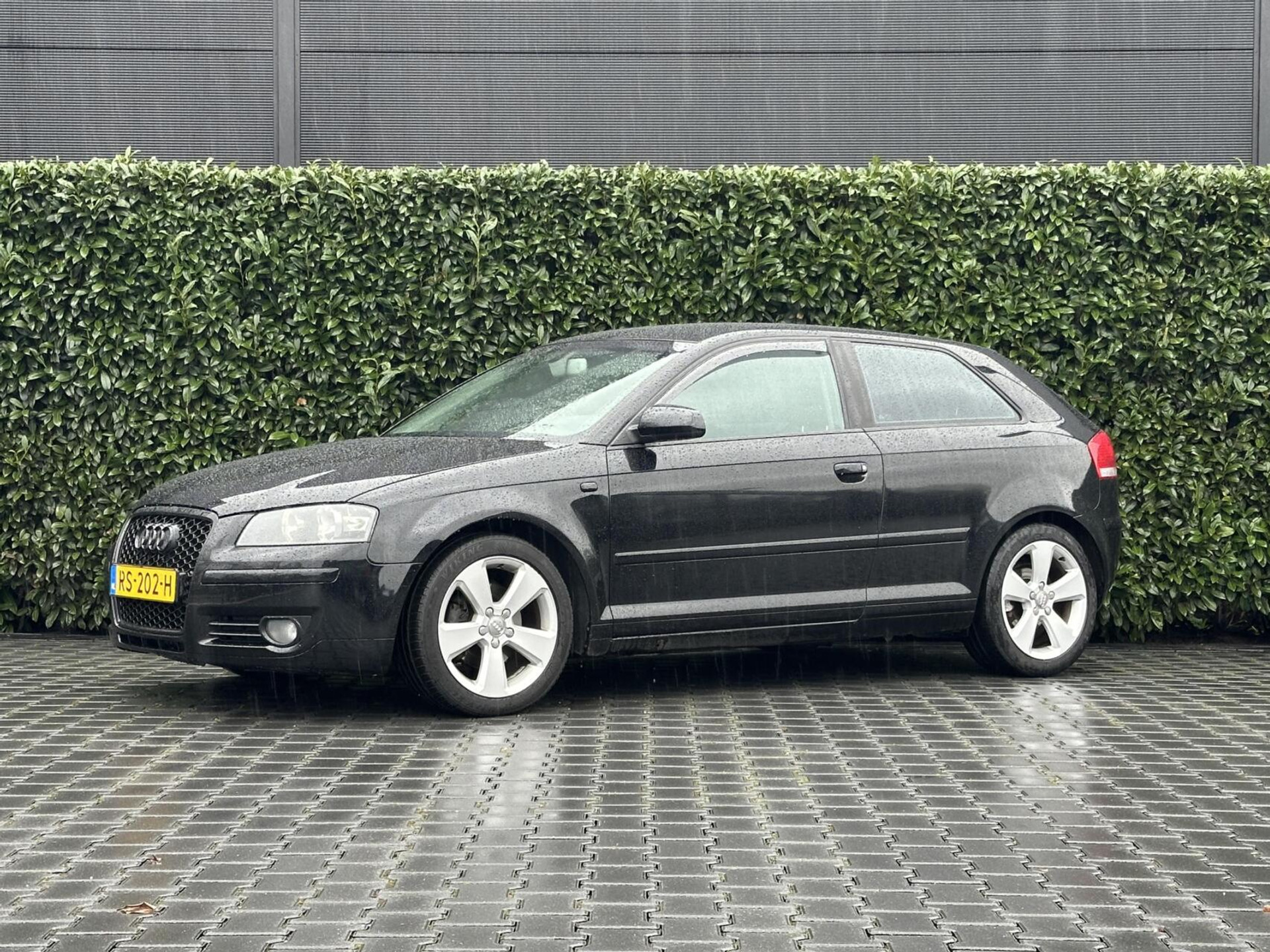 Audi A3  2.0 FSI Attraction