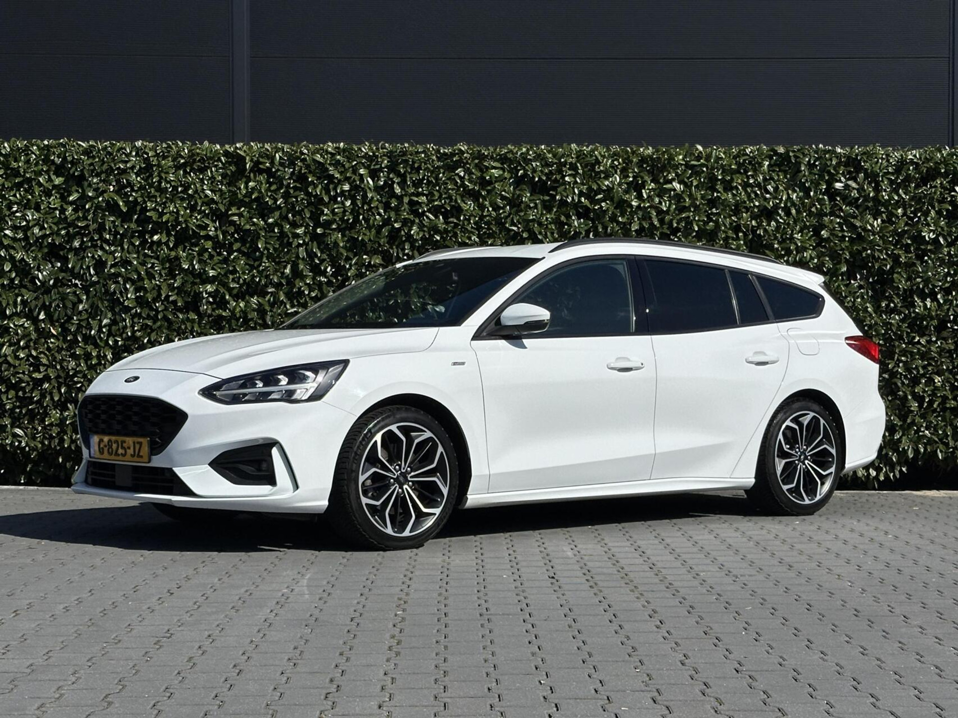 Ford Focus Wagon 1.0 EcoBoost ST Line Business