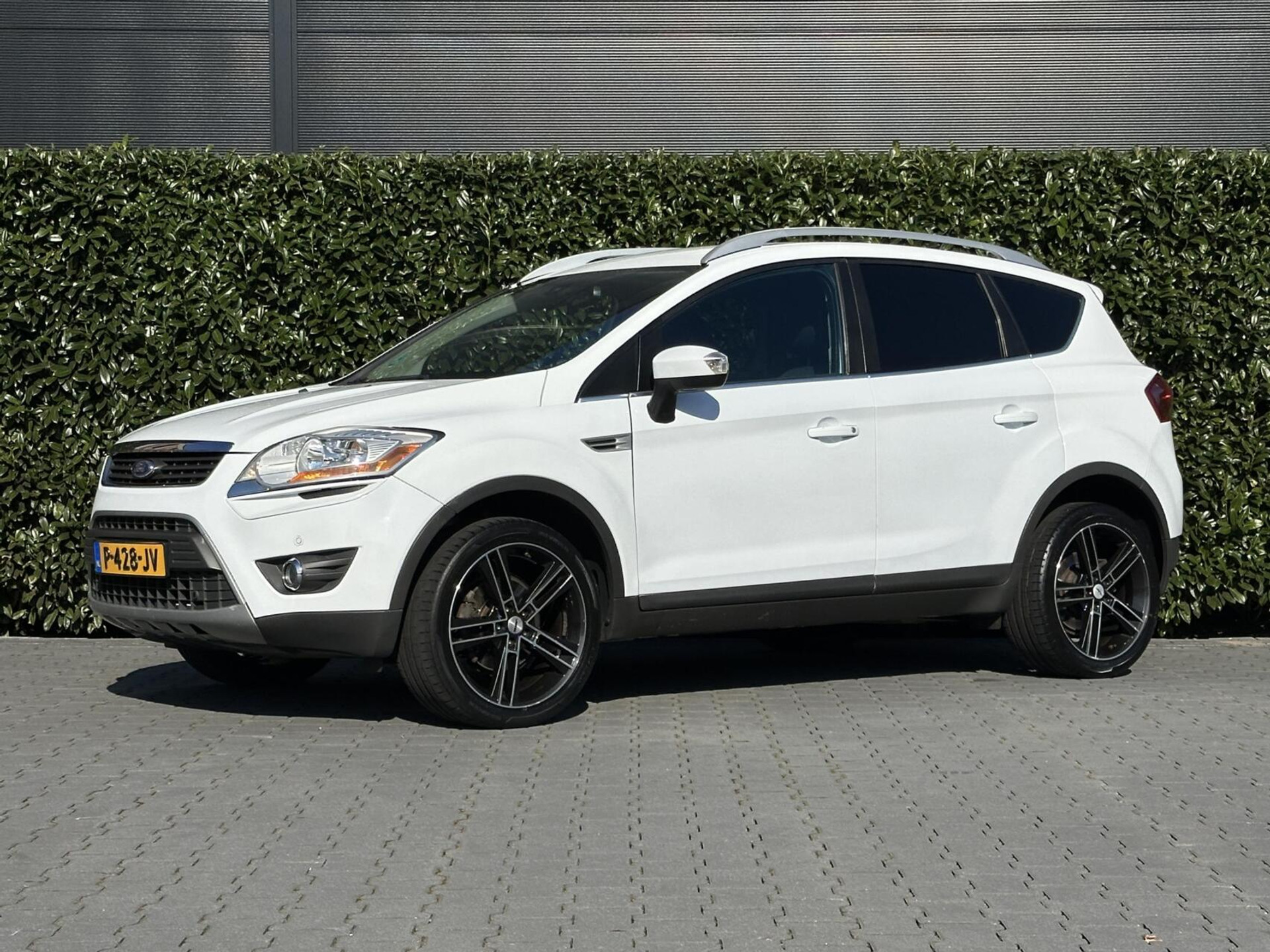 Ford Kuga 2.5 20V Titanium