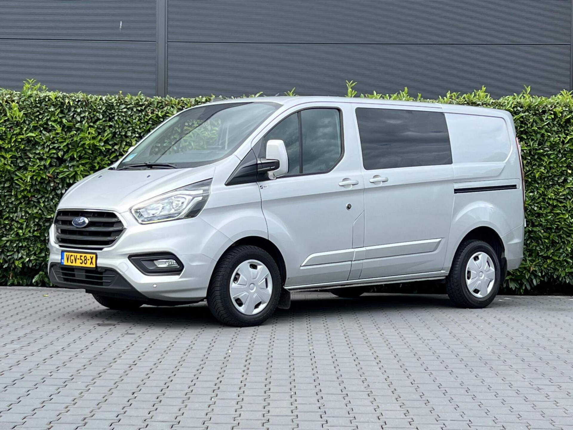 Ford Transit Custom 300 2.0 TDCI L1H1 Limited DC