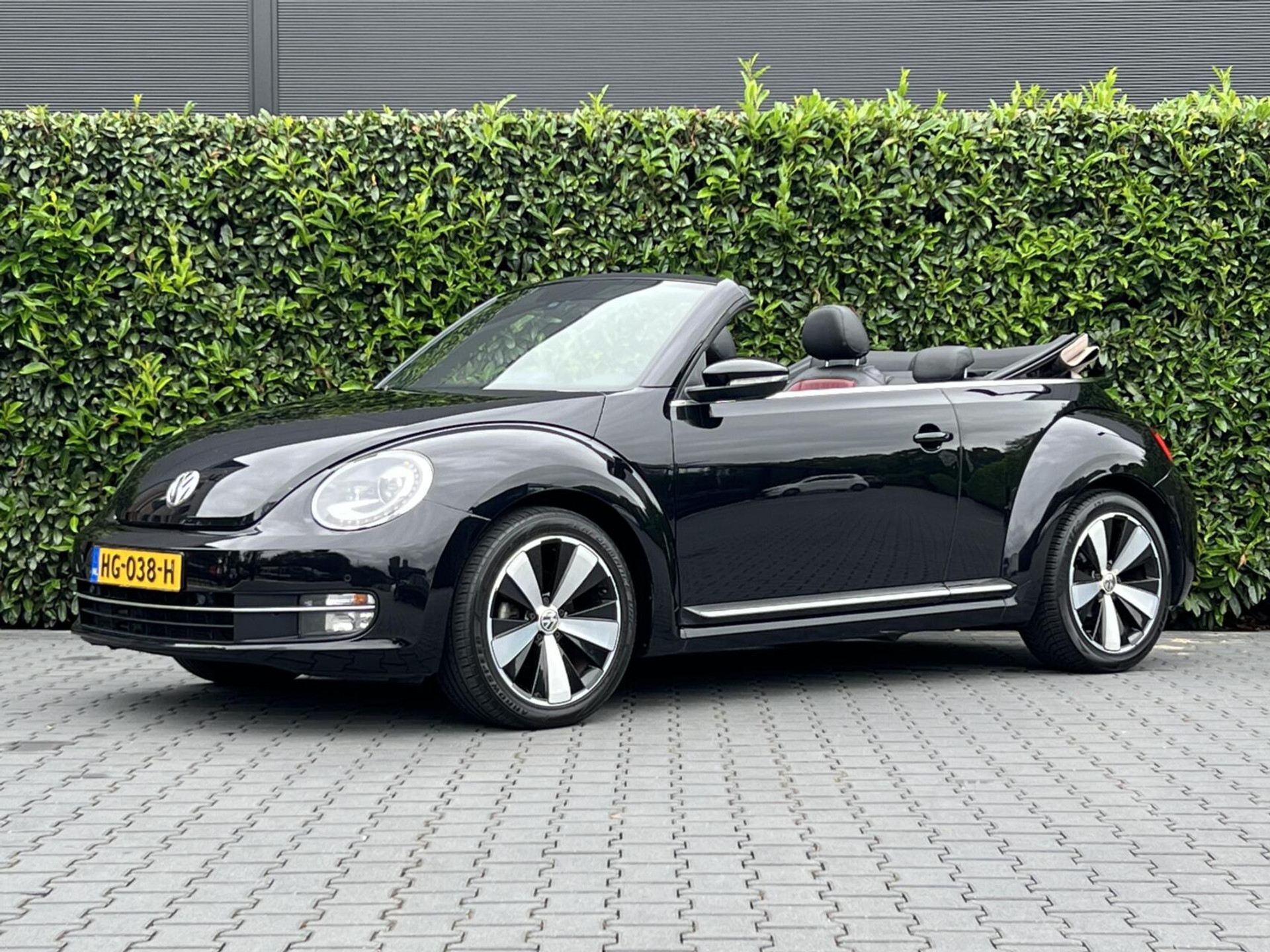 Volkswagen Beetle Cabriolet 1.4 TSI Sport BlueMotion