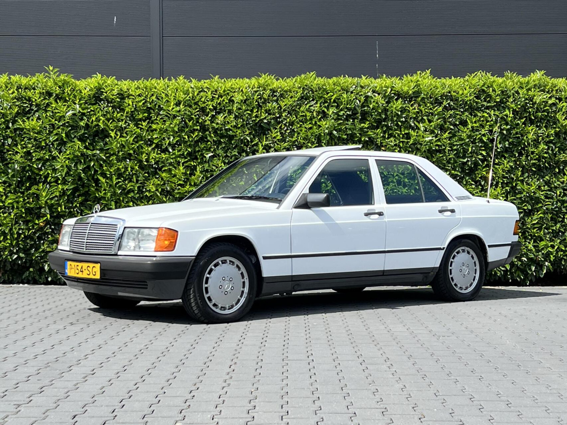 Mercedes 190-serie 2.6 E