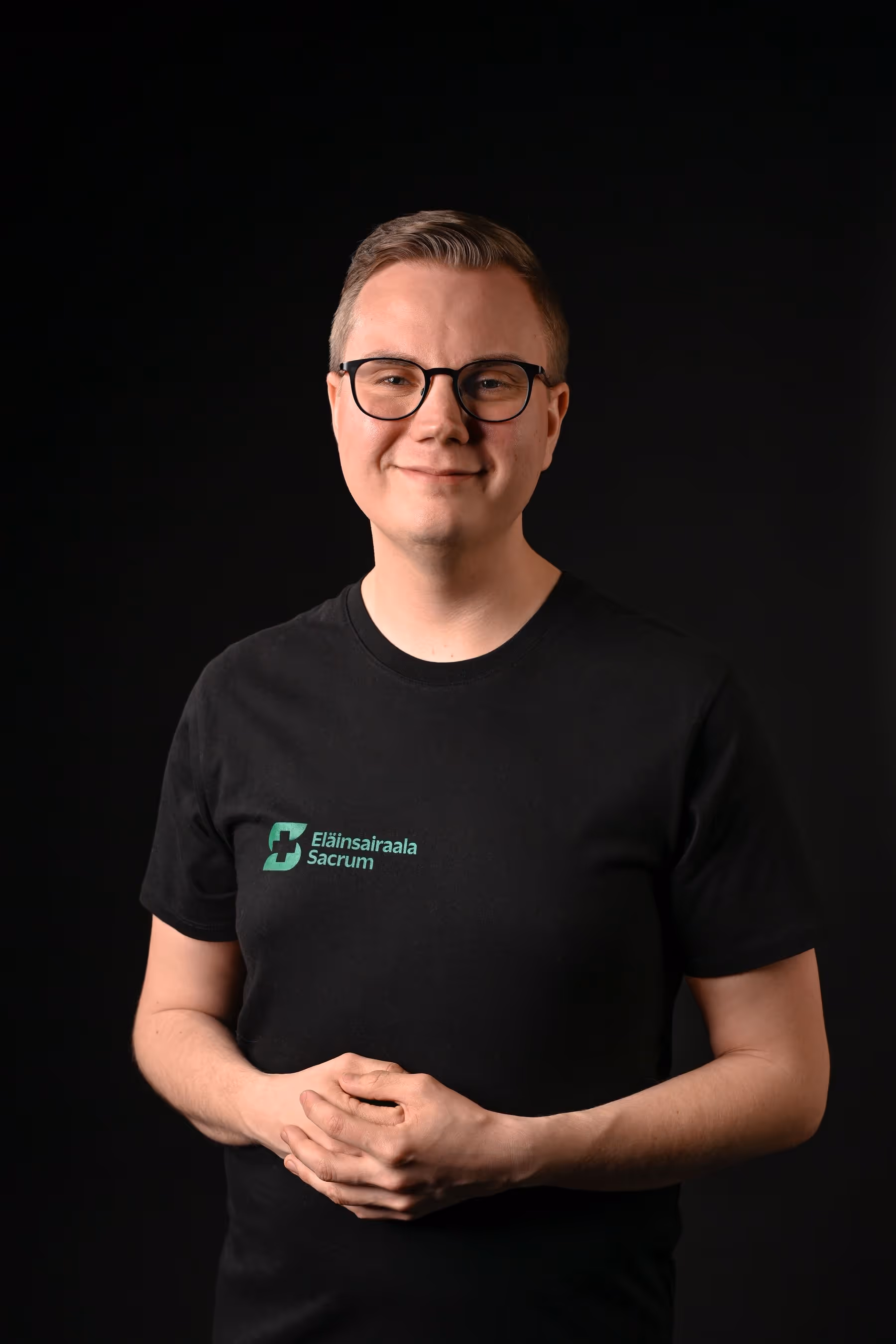 Eläinlääkäri Henrik Meriläinen Vantaa