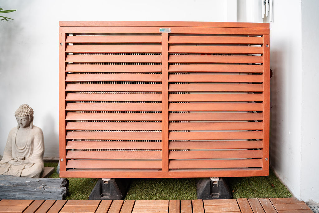 Pompe à chaleur air-air dans un beau coffrage en bois