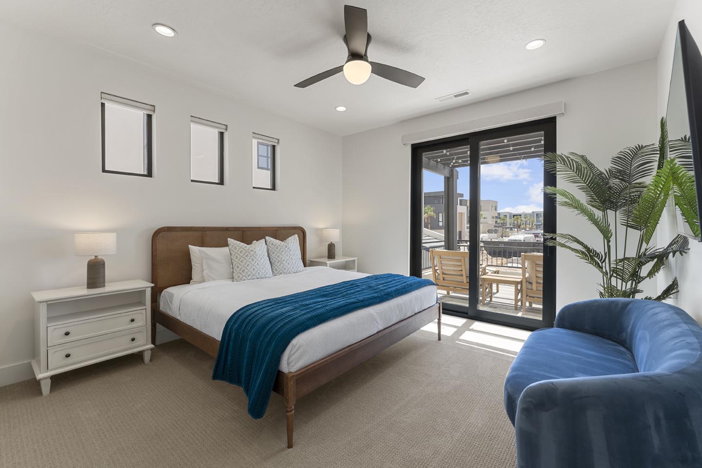 Lula Cove Gallery Highlight 3