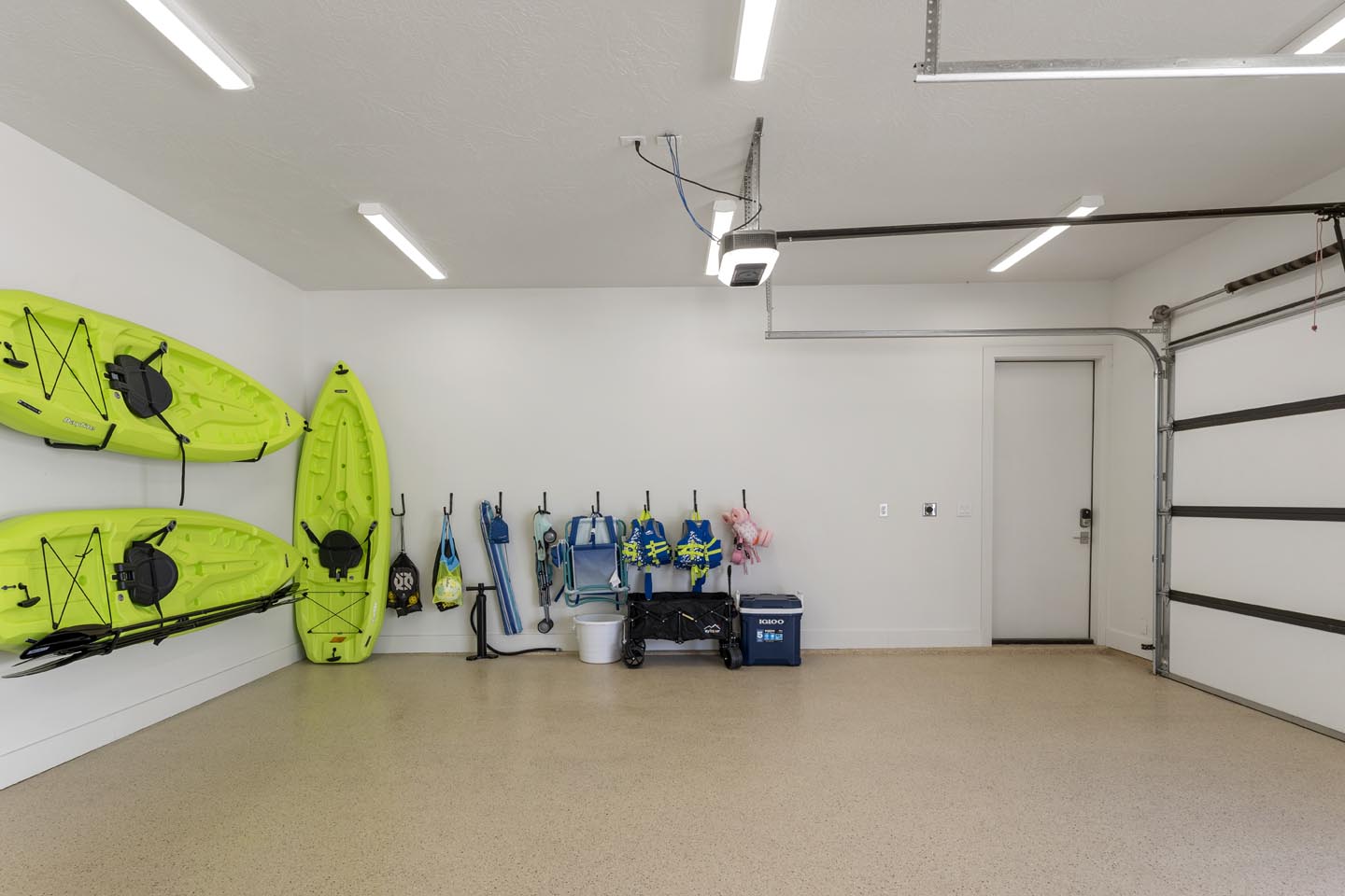 Lula Cove Gallery 21