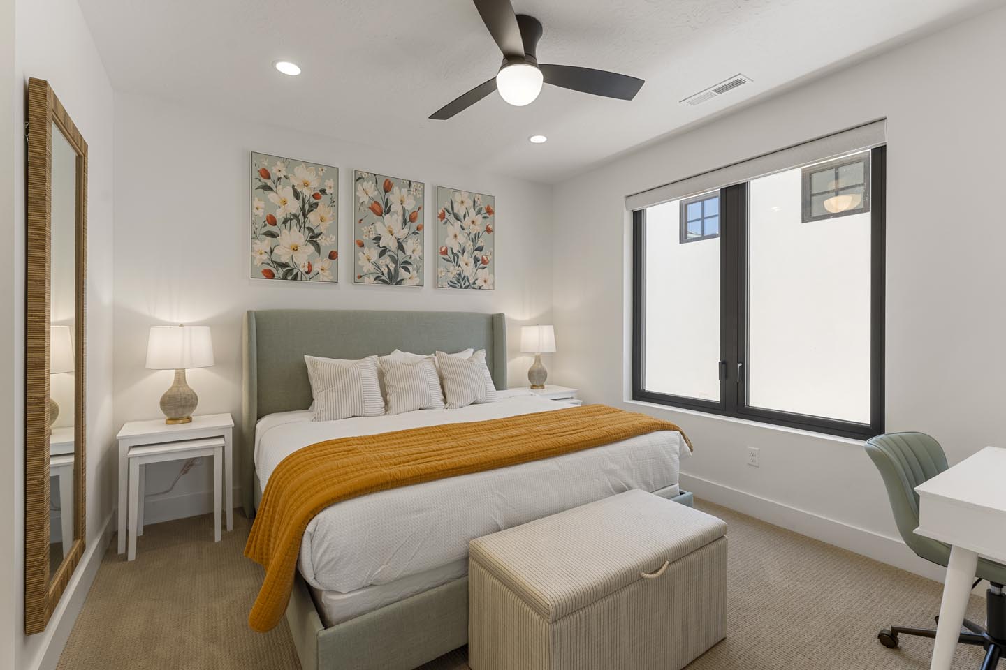 Lula Cove Gallery 13