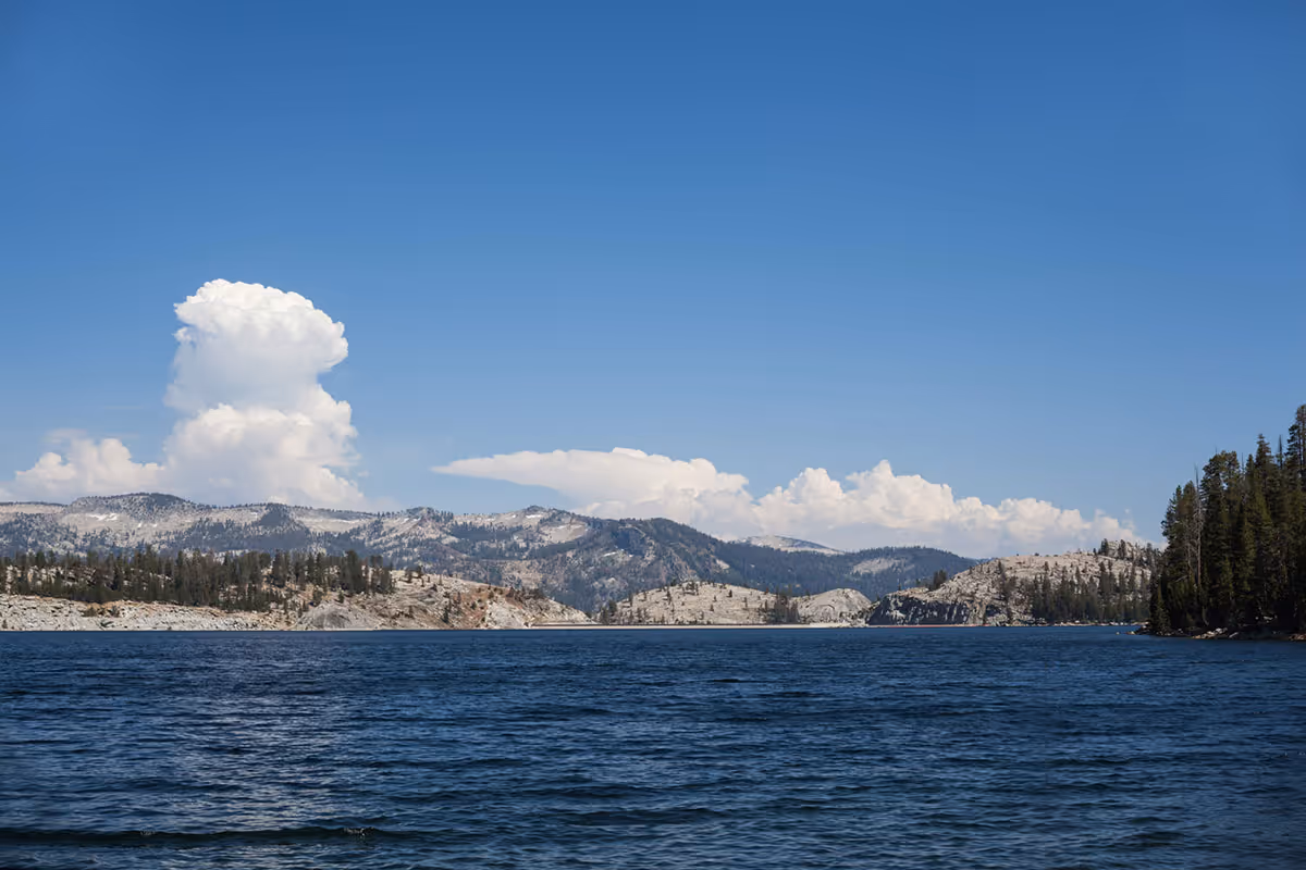 CA lake landscape