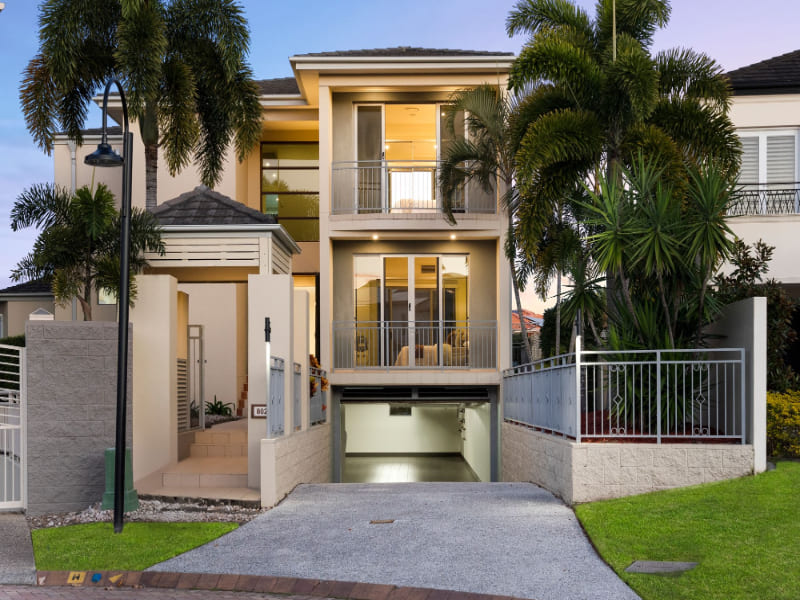 8025 Key Waters, Sanctuary Cove