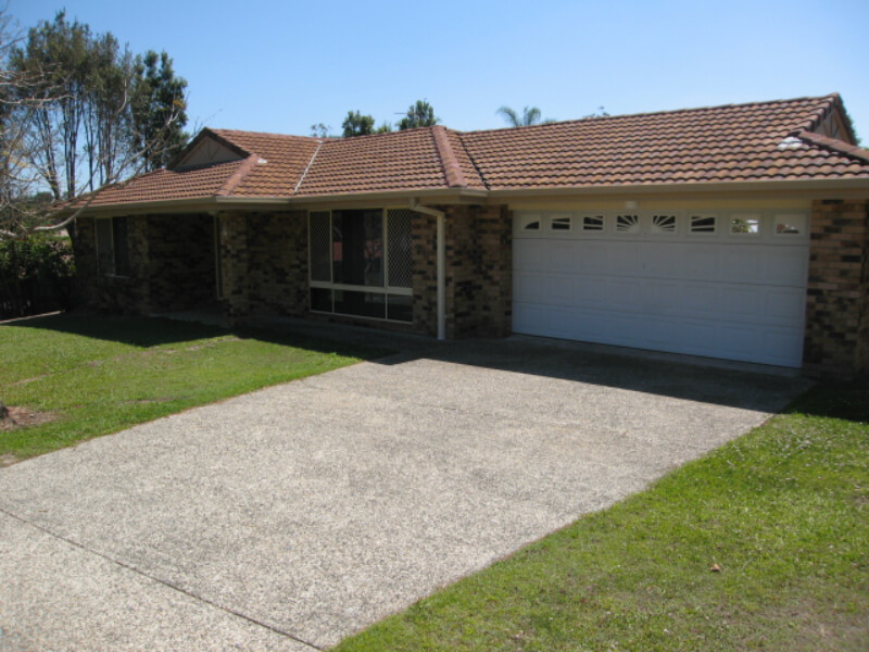 32 Henry Cotton Drive, Parkwood