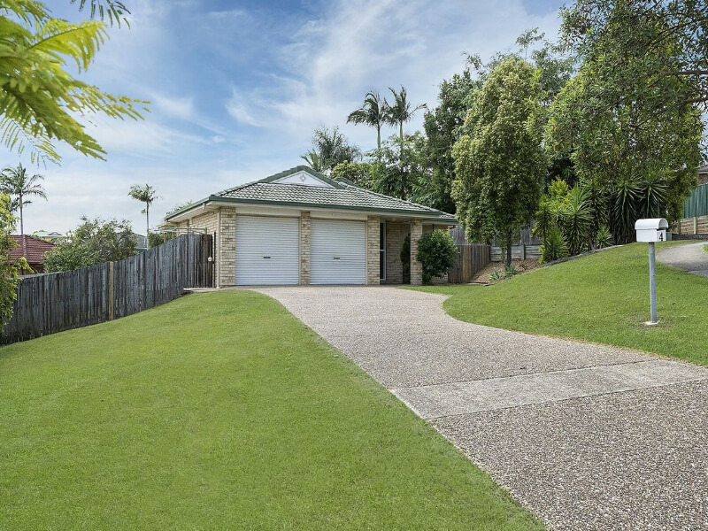 4 Brooke Close, Edens Landing