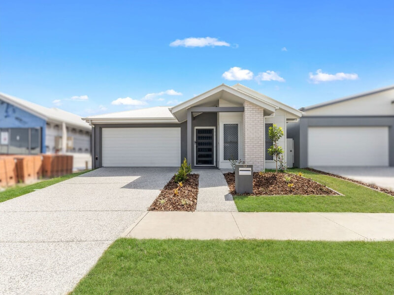 52 Oakover Crescent, Nirimba