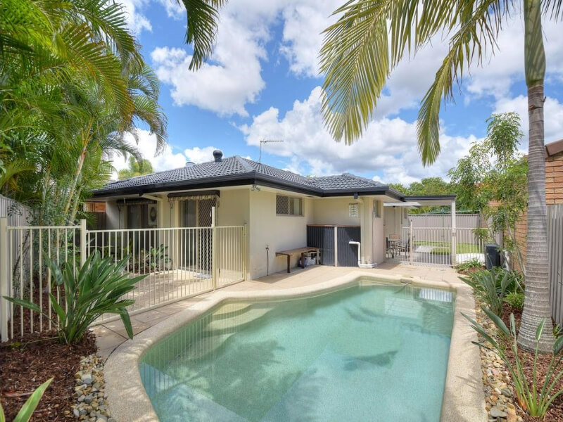 18 Regensberg Close, Varsity Lakes