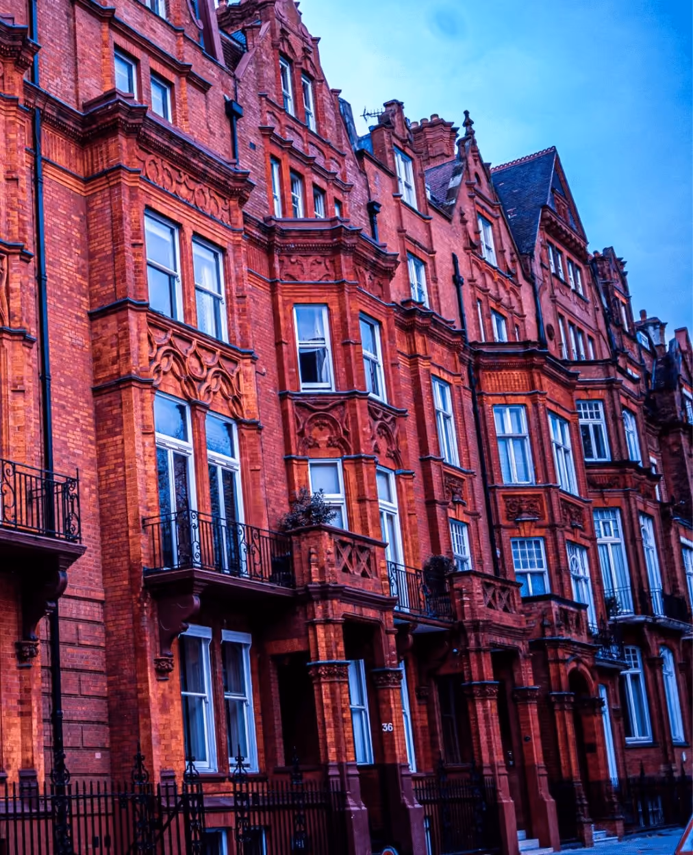 Management Services of the Pont Street Block in West London