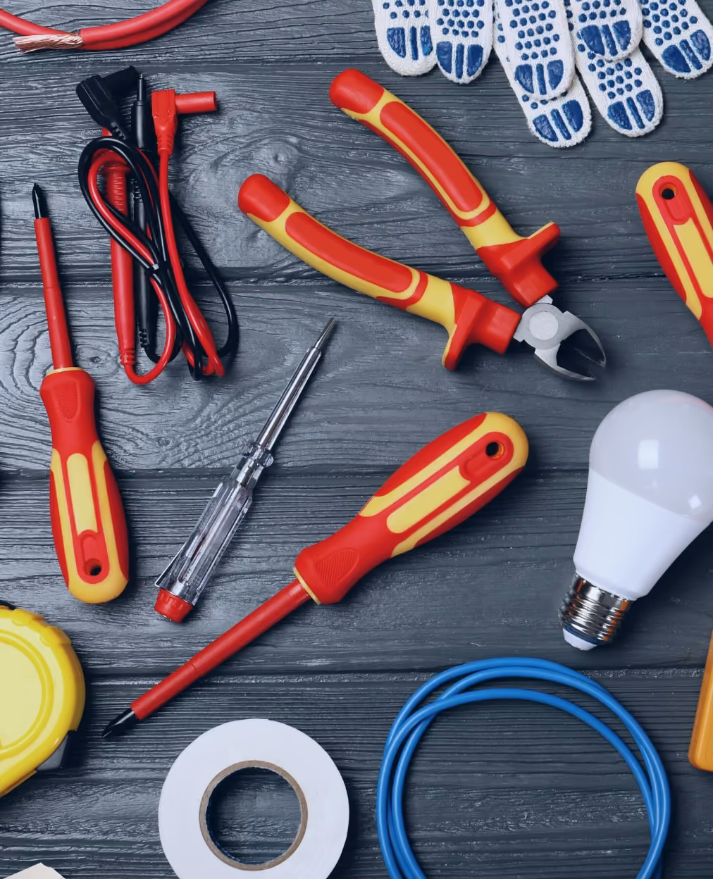 Local Electricians in London with electrical equipment