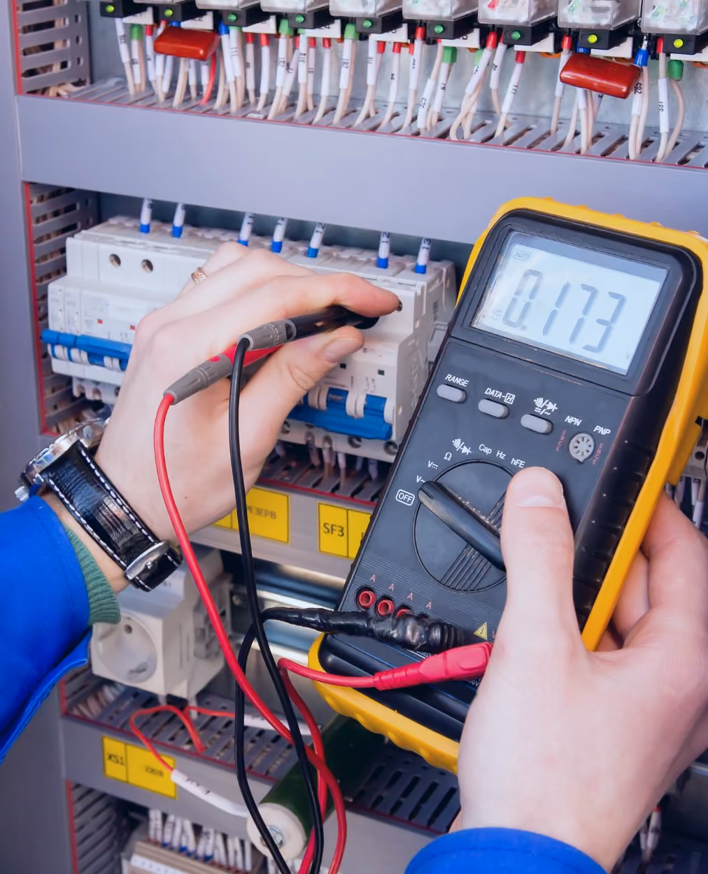 Electrical Safety Certificate test by London Electrician