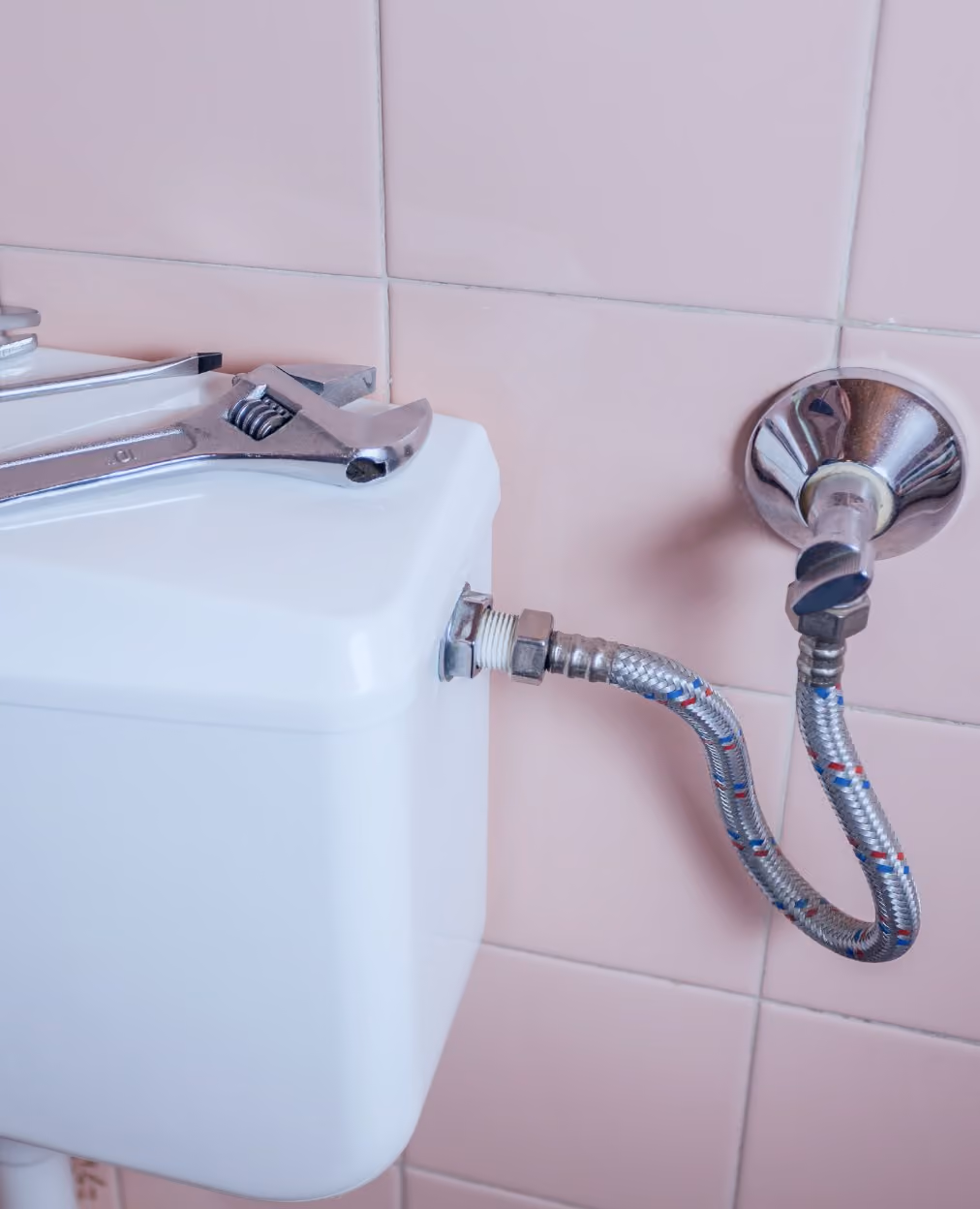 Toilet Plumbing in London