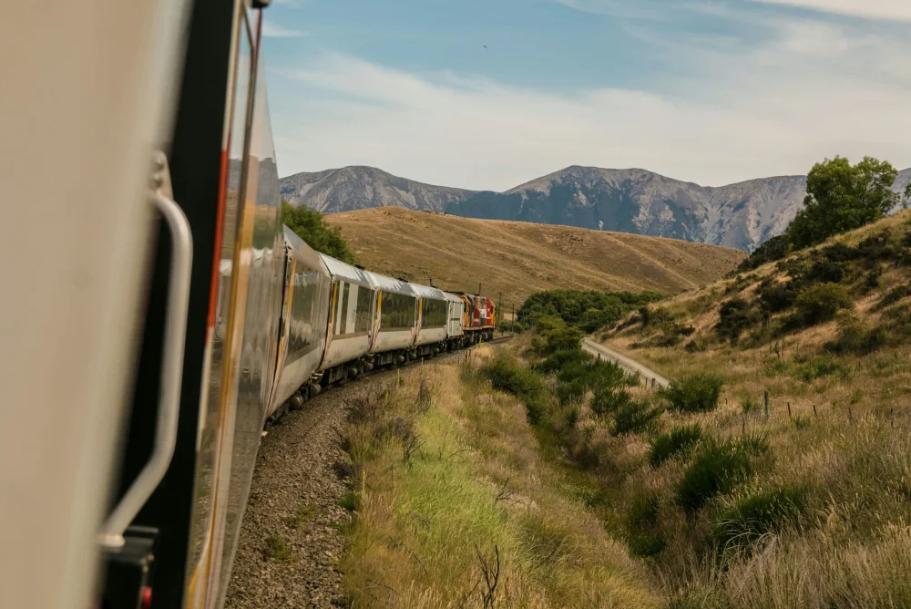 Tous nos conseils pour des vacances en train cet été