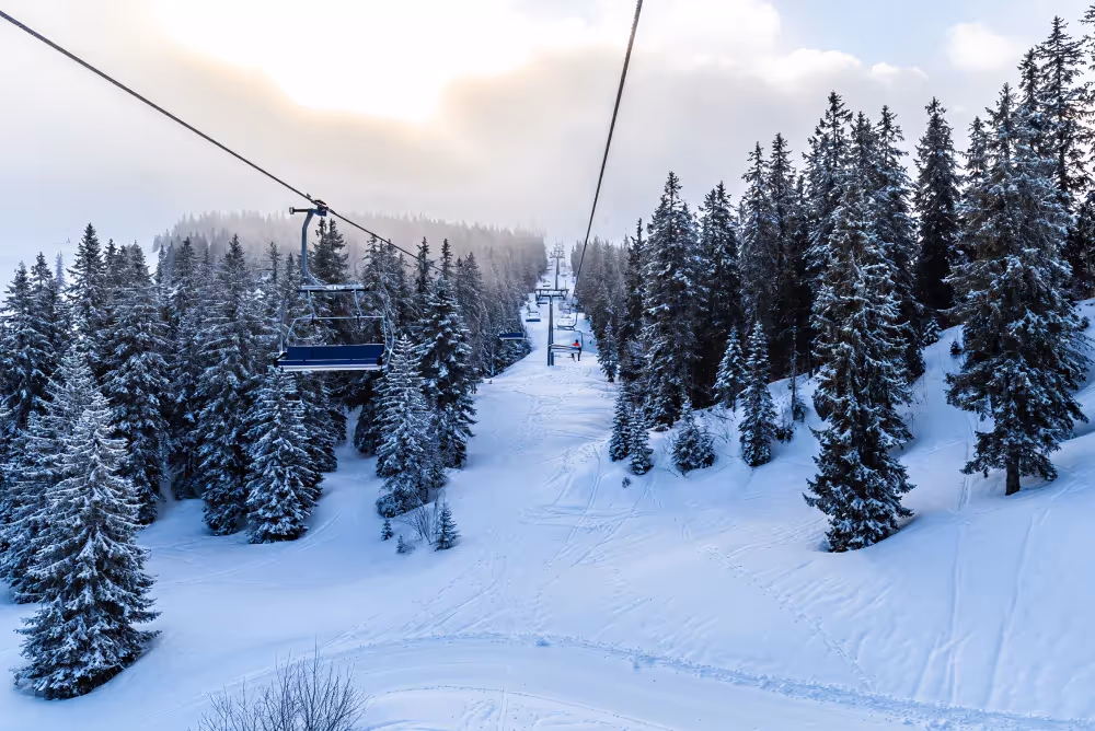 Vacances de février à la neige : 10 alternatives pour échapper aux foules