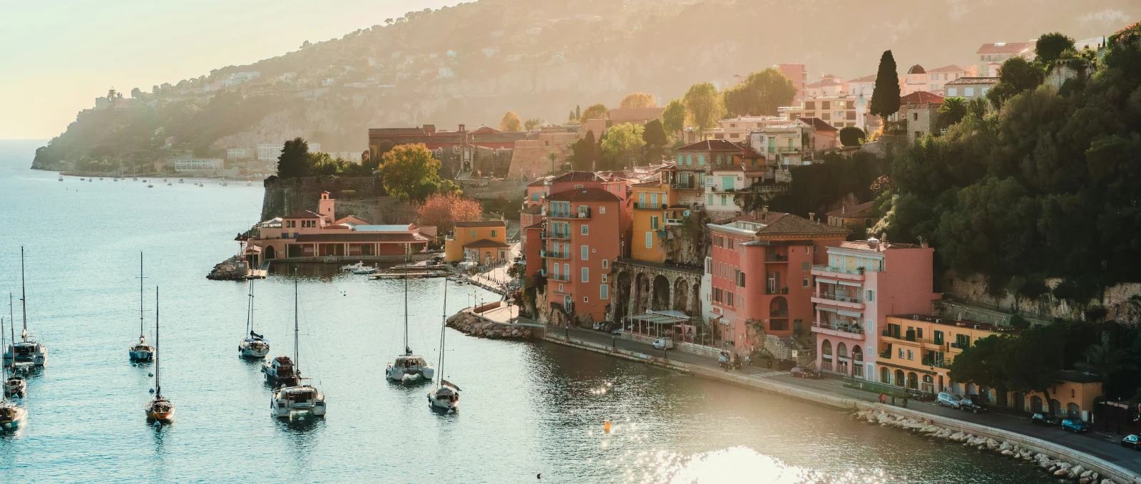 Week-end en amoureux en PACA : 7 destinations insolites