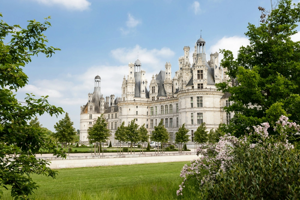 La Loire à vélo : conseils pratiques pour pédaler de la Bourgogne à l’Atlantique