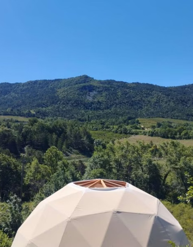 Dôme en Drôme Provençale
