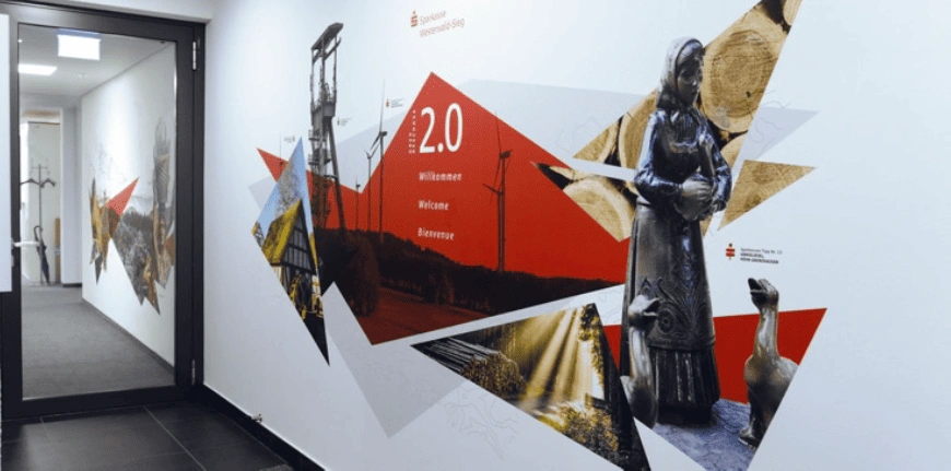 Picmural, peinture murale dans un hall