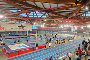 À LA UNE : DÉPARTEMENTAUX 1500M, 4X1 TOUR ET MARCHE EN SALLE CJES