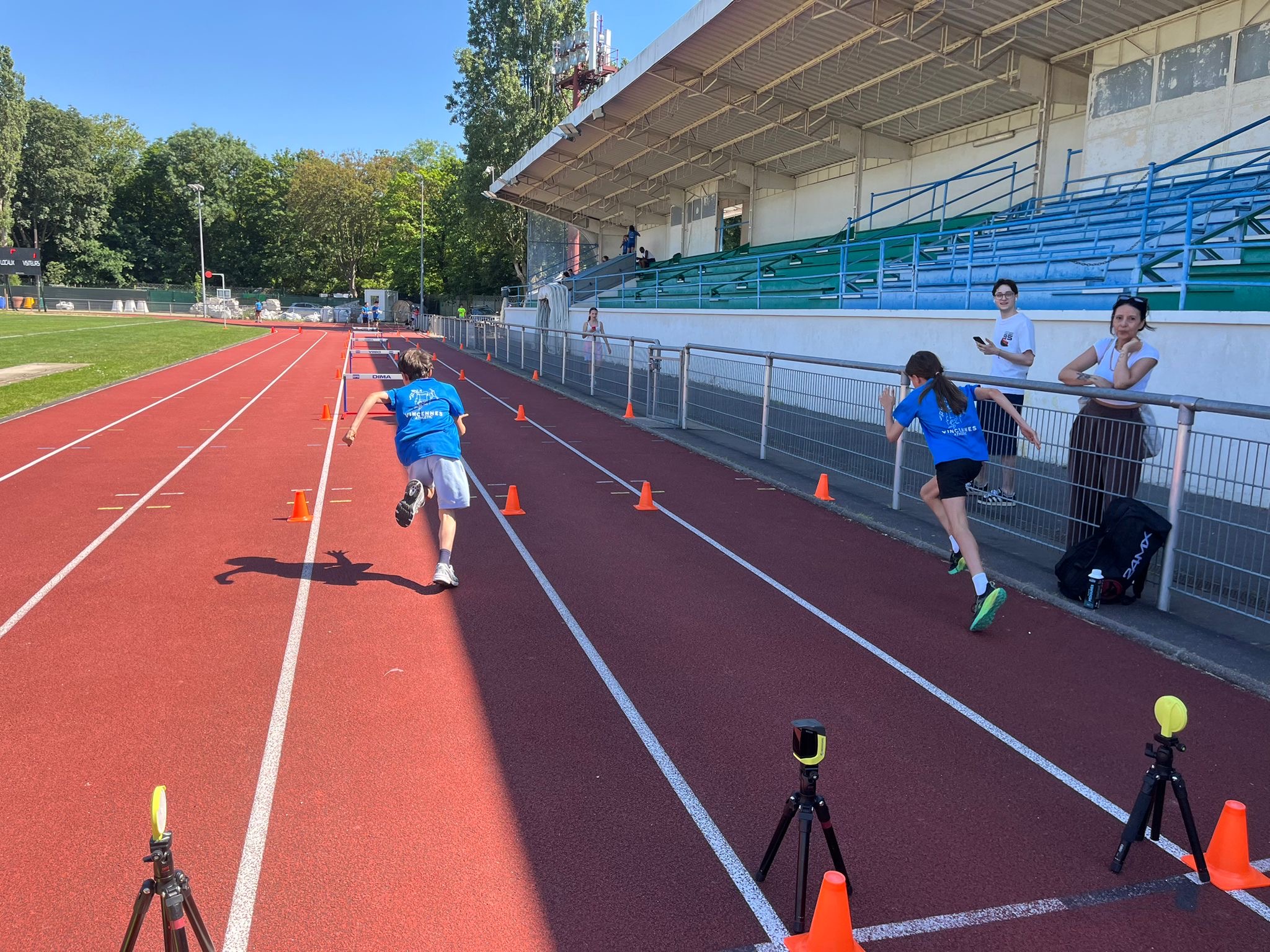 🏟️ Les jeunes et les perchistes à l’honneur à Vincennes !