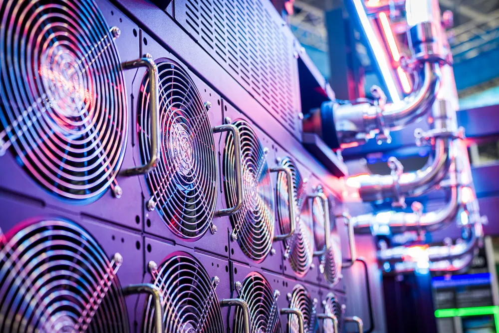 Cloud orchestration coordinates provisioning, storage and deployment in the right order.