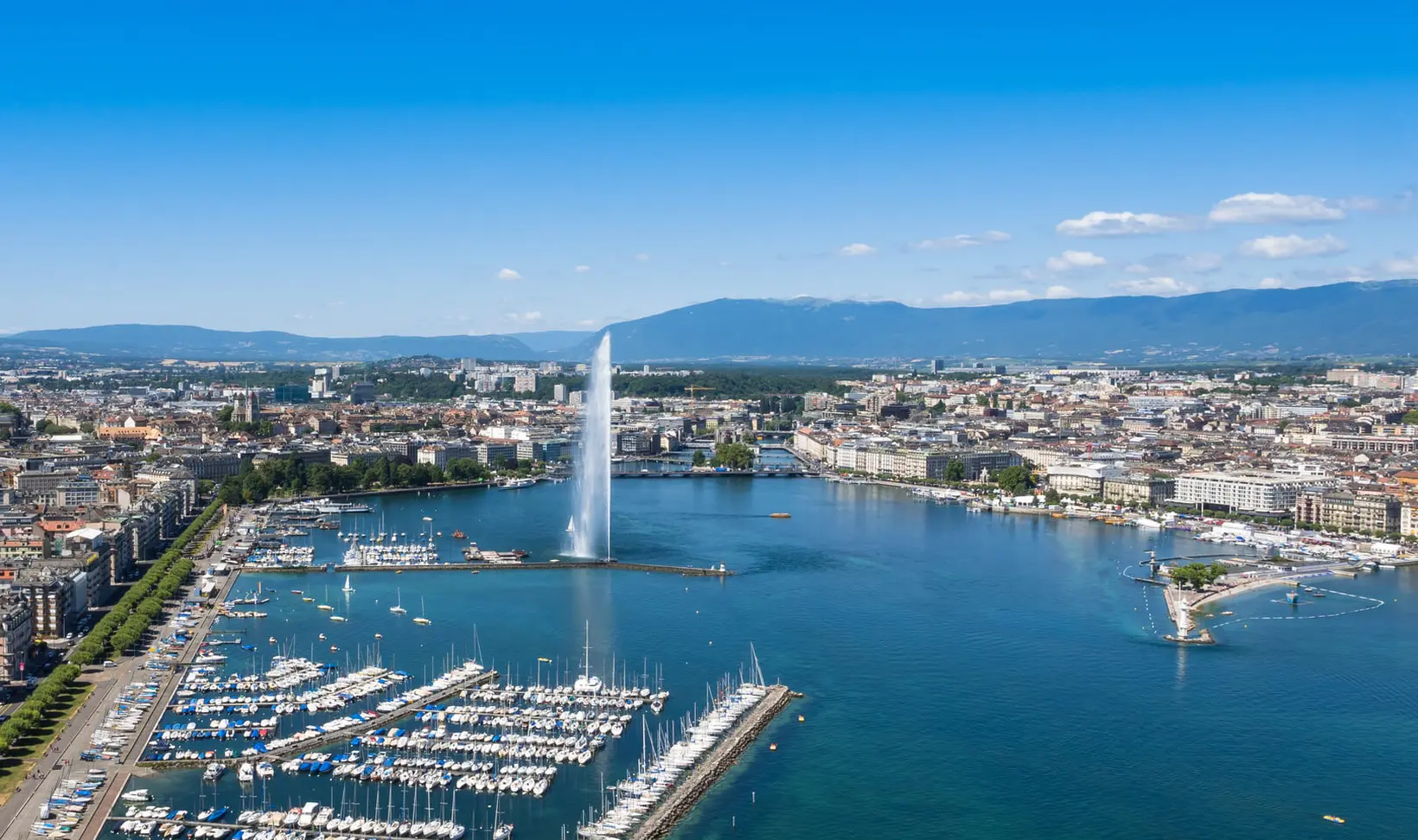 Lake view of Geneva, Switzerland