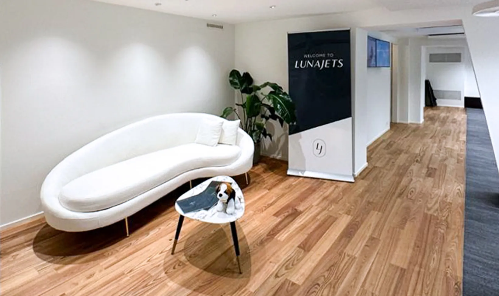 LunaJets Zurich office