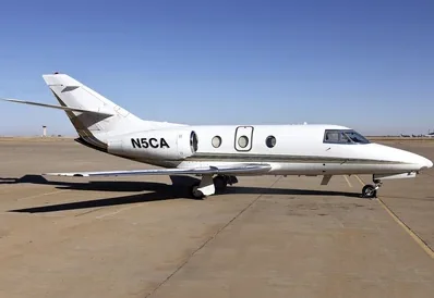 Dassault Falcon 10