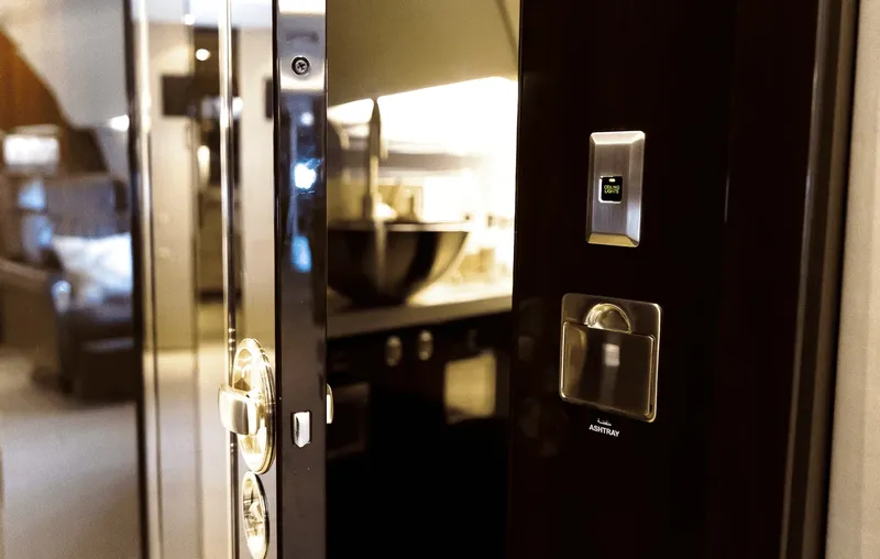 Toilettes dans un jet privé