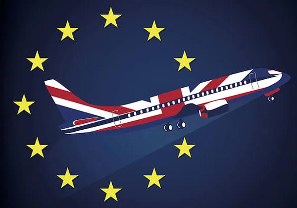 Az EU csillagkörétől elrepülő, Union Jack-festésű privát jet illusztrációja.