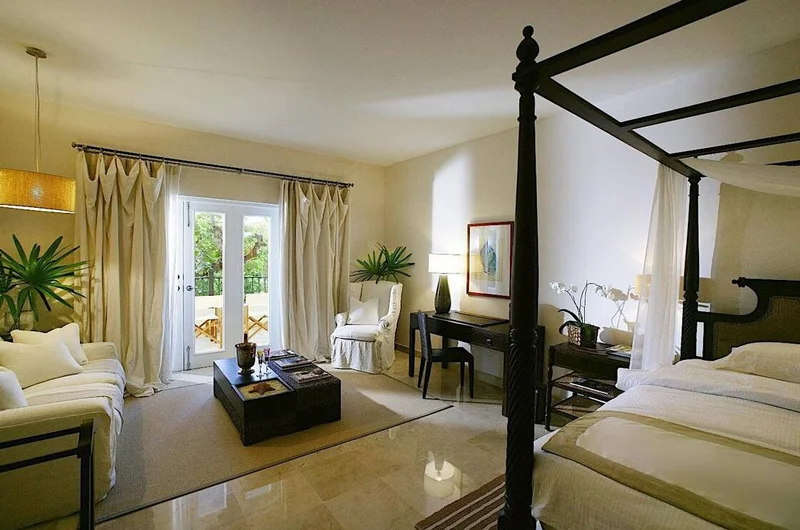 Каса Колониал Бич энд Спа