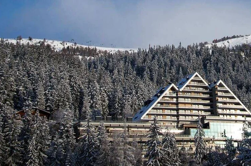 Ambasador Crans w Crans-Montana