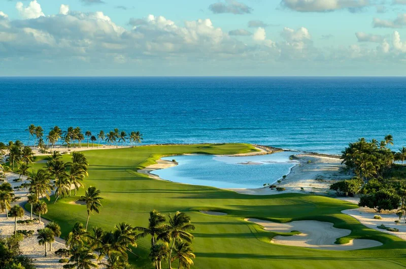 Golfozás a Punta Espada golfpályán