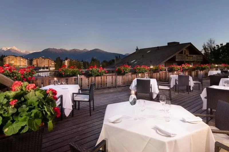 Hostellerie du Pas de l'Ours w mieście Crans-Montana